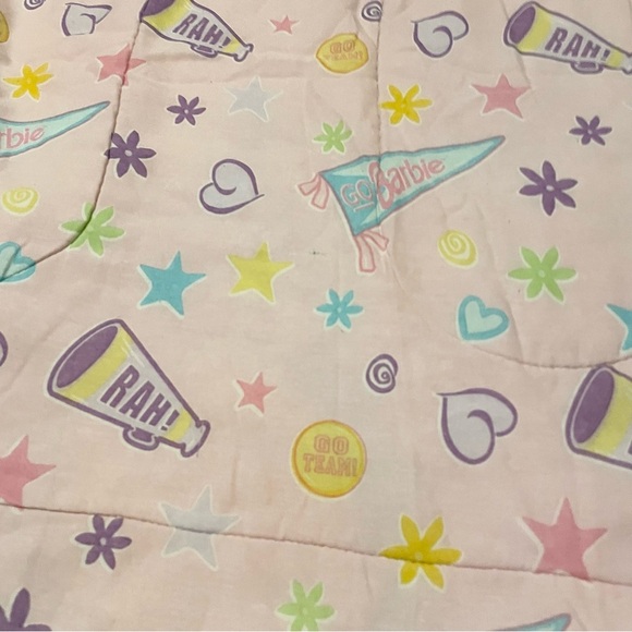 Vintage 1998 Barbie Cheer Leader Reversible Comforter - Picture 11 of 16